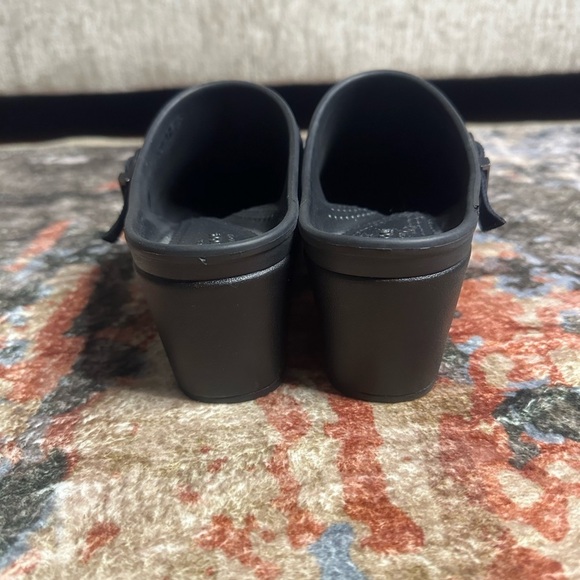 Crocs Sarah Black Heeled Dual Comfort Slip On Mule Clogs - Picture 5 of 6